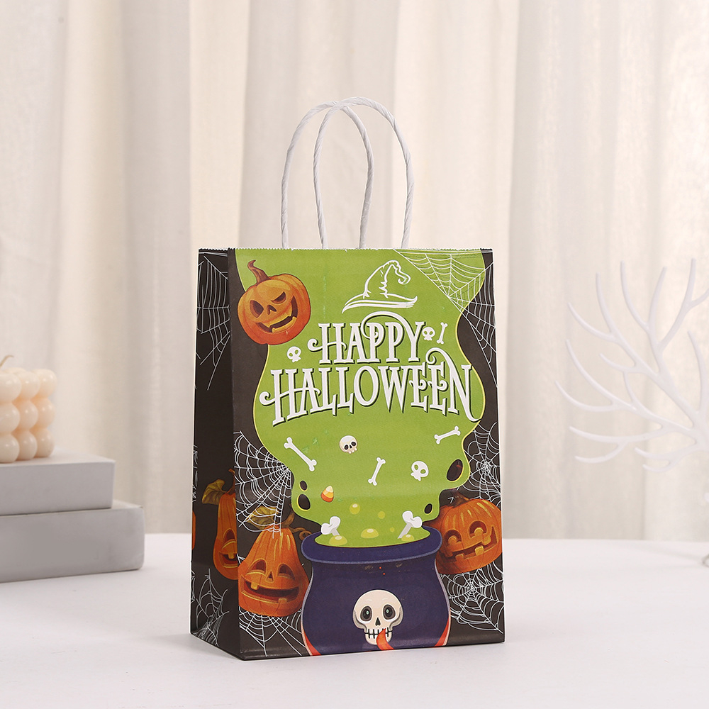 printed maroon tshirt